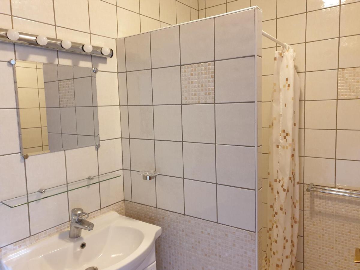 Le Logis De La Tour Apartment Avignon Exterior photo